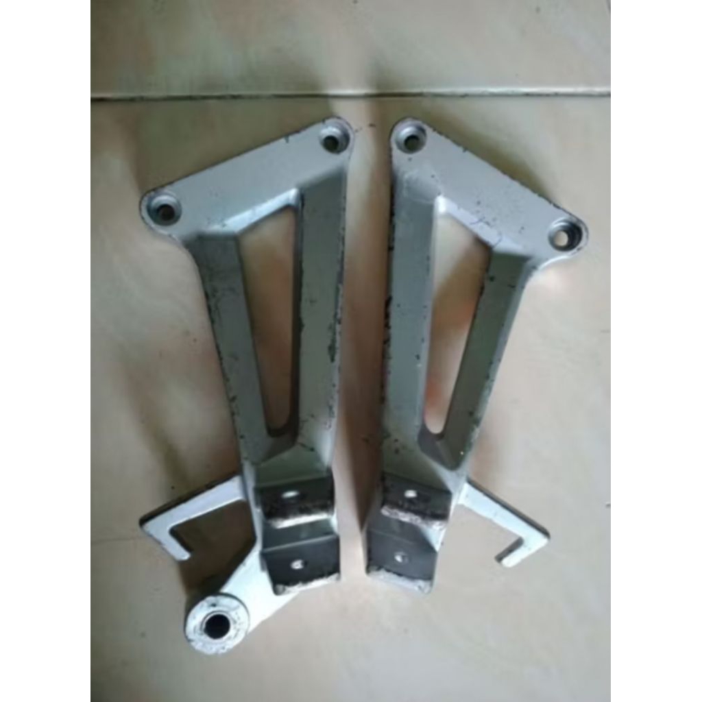 Footstep postep step belakang Honda CBR OLD PNP MINERVA ORIGINAL COPOTAN