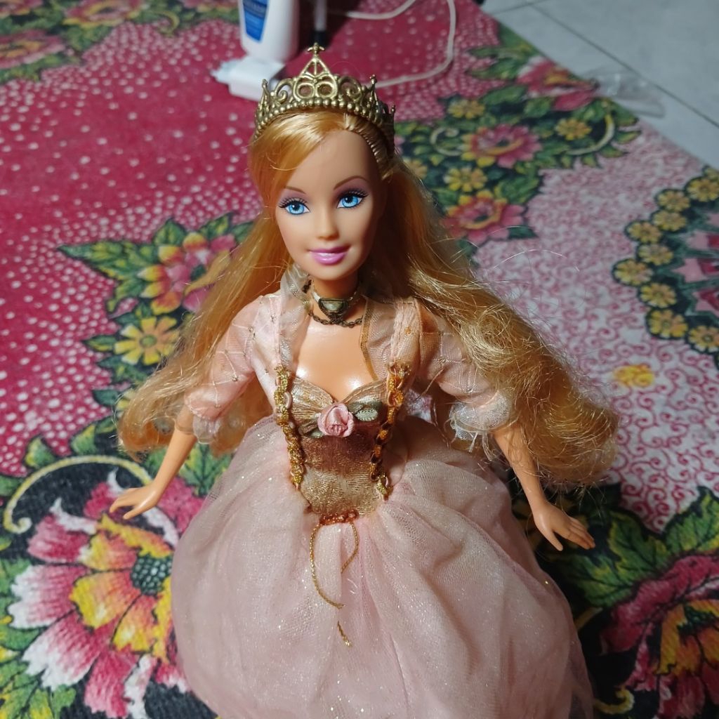 Jual Barbie Anneliese: Princess and the pauper Preloved