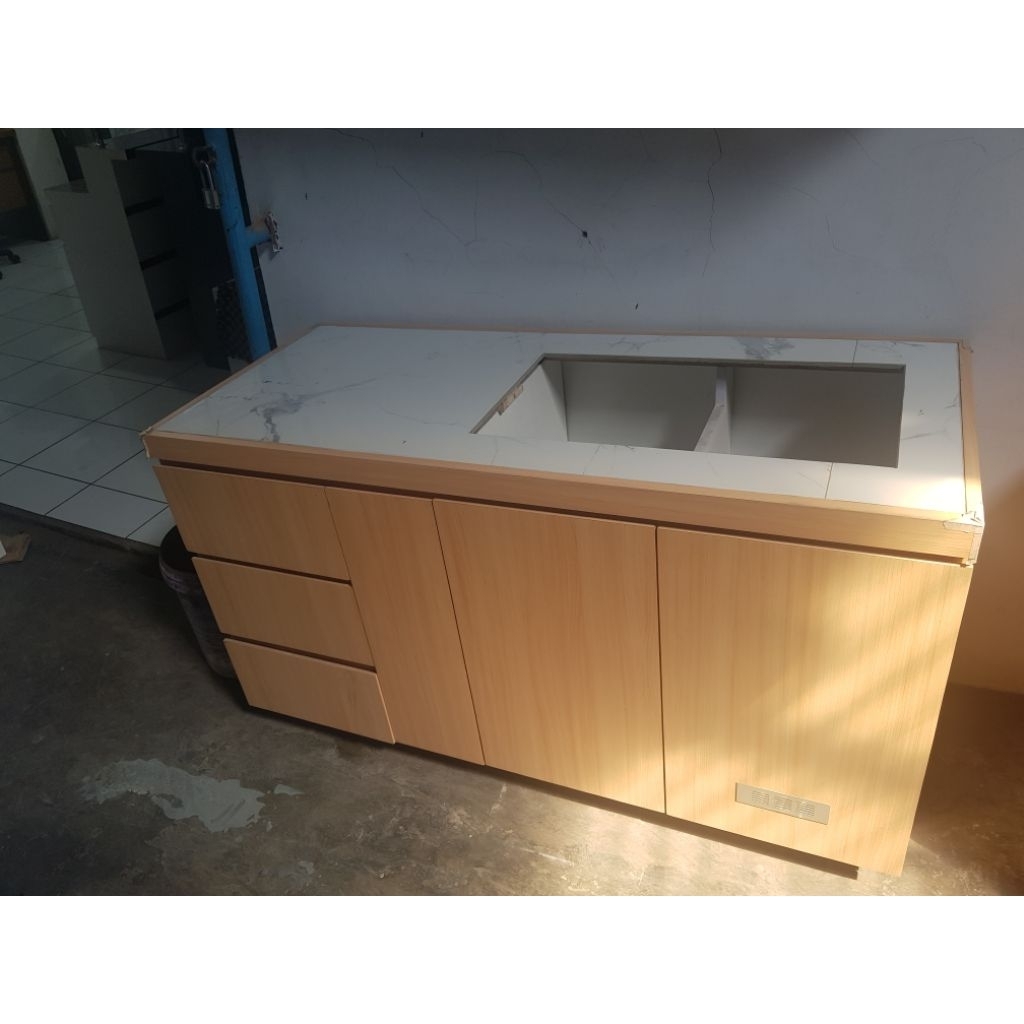 kitchen set bawah 120 lapis hpl atas granit
