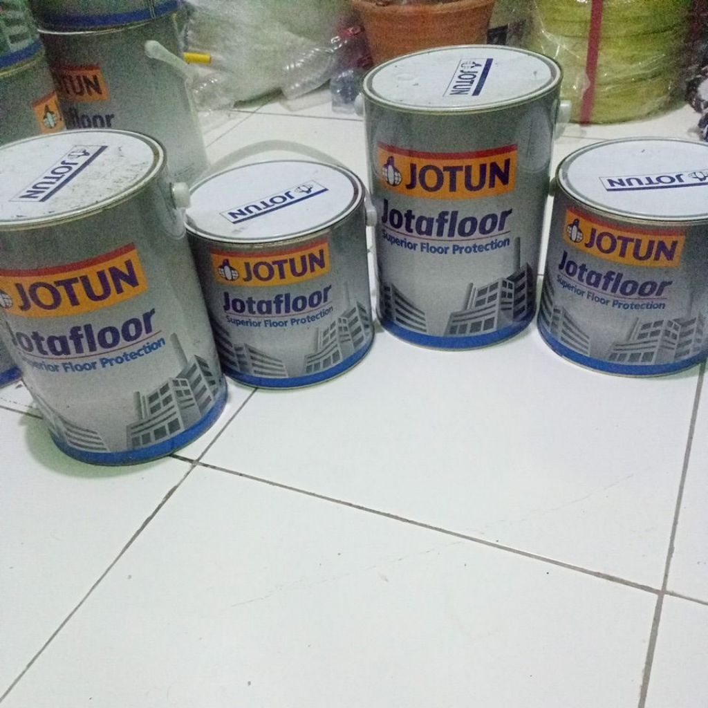 Jotun jotafloor moistureguard cat lantai 2 komponen 5liter dan 3liter topcoat warna bening harga /se