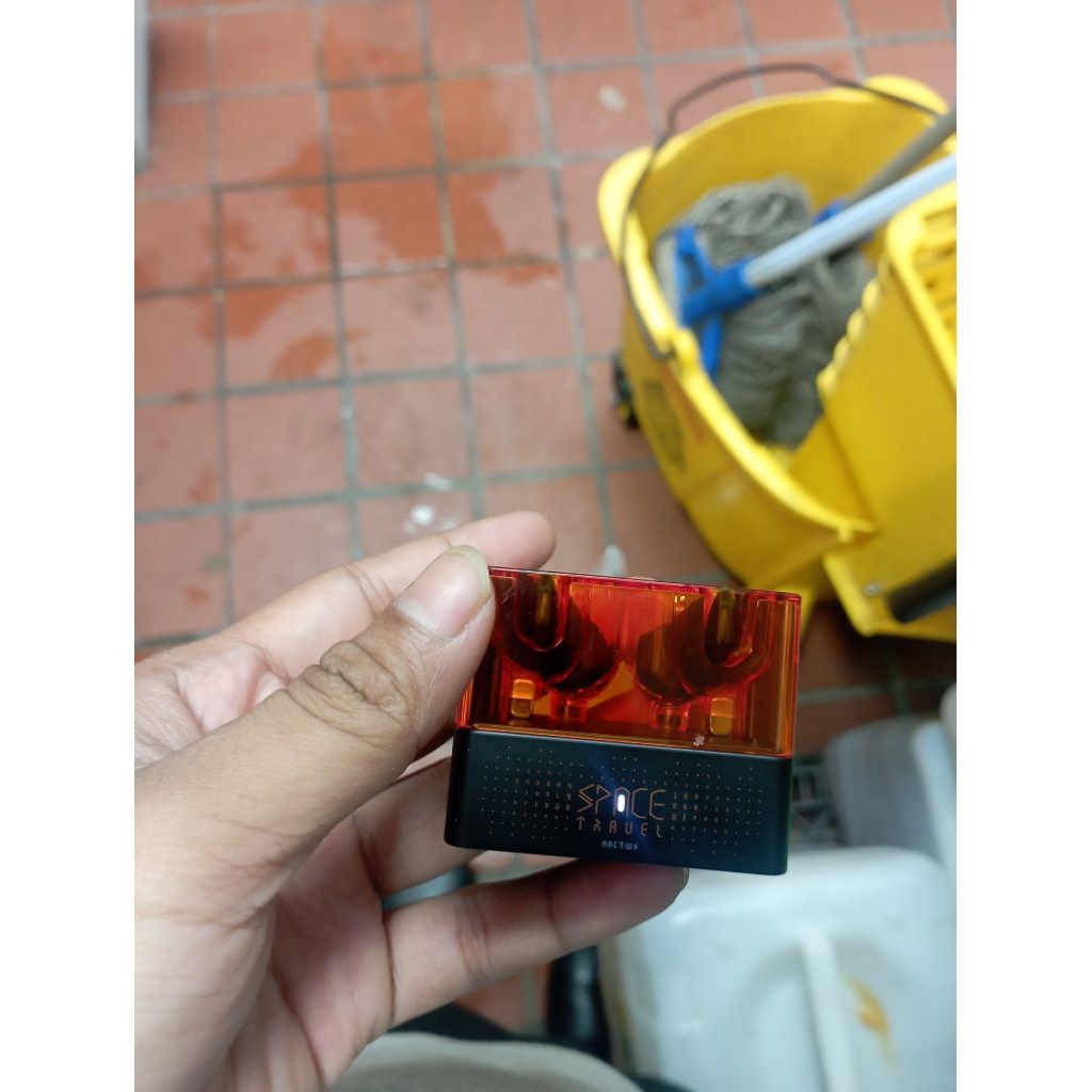 tws Moondrop space travel