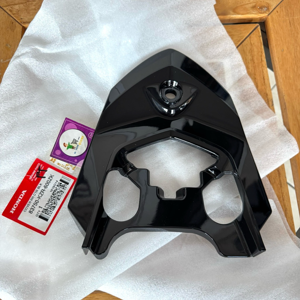 Cover Tail Sambungan Body Belakang Vario 125 Fi Lama Hitam Original AHM 83750-KZR-600ZK