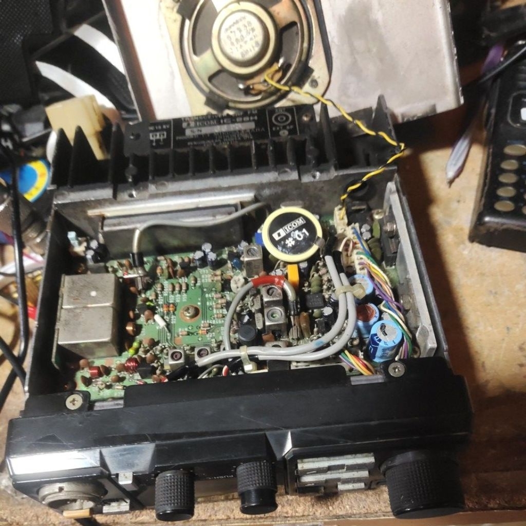 ICOM IC28H TRANSCEIVER VHF FM ICOM IC-28H MASE IN JAPAN