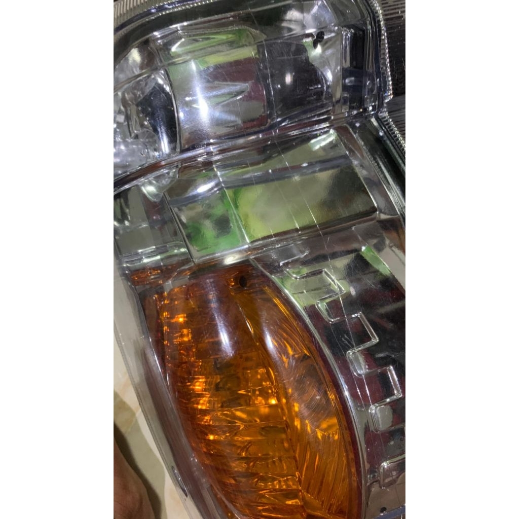 lampu sen isuzu elf nkr 71/nhr 55