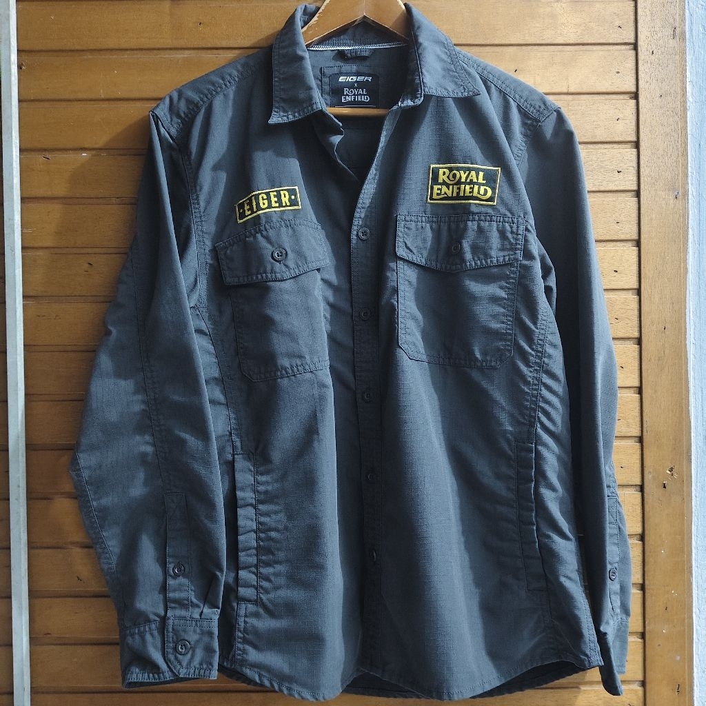 Kemeja Cowo EIGER X ROYAL ENFIELD LIKE NEW ORI