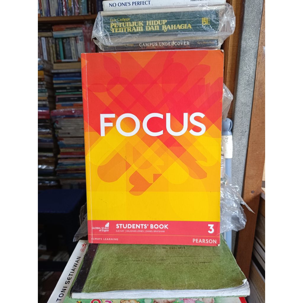 Focus. students book 3. Pearson. bekas