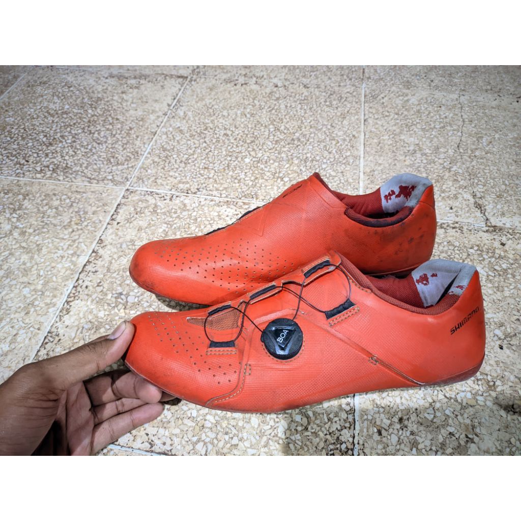 sepatu cleat shimano RC3 size 46
