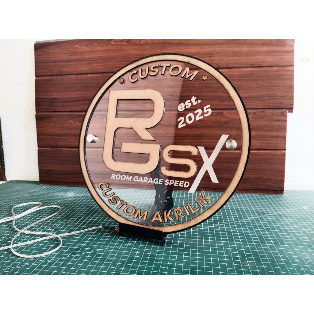 papan logo custom/custom logo akrilik/custom logo/custom nama toko/plakat logo toko