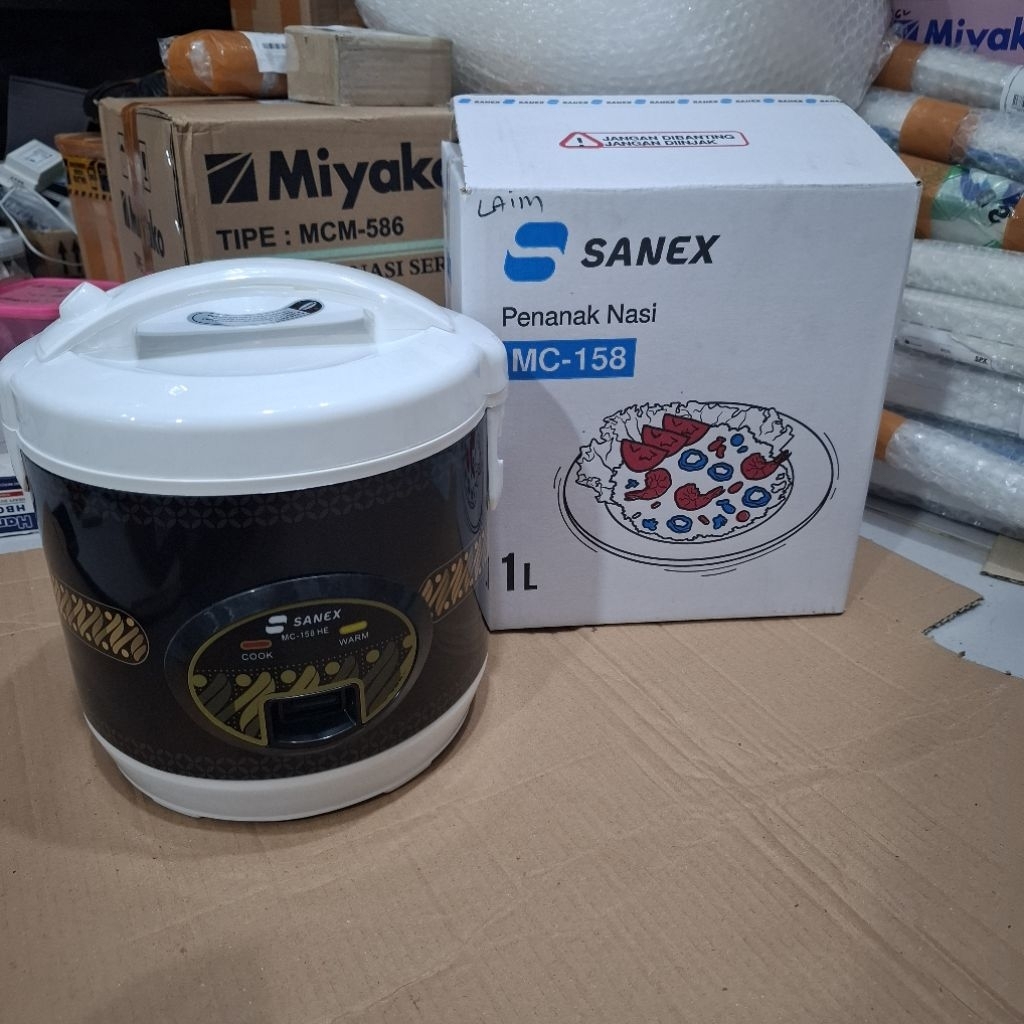 magic com Sanex 1liter mc158 black rice cooker sanex