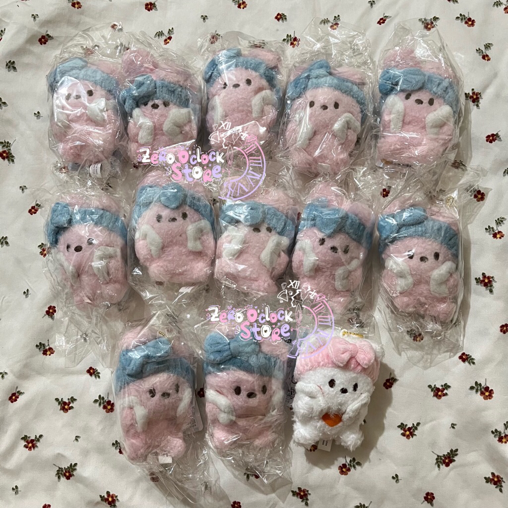 [Ready Stock] Official BT21 Minini Bath Time Keyring Cooky | RJ