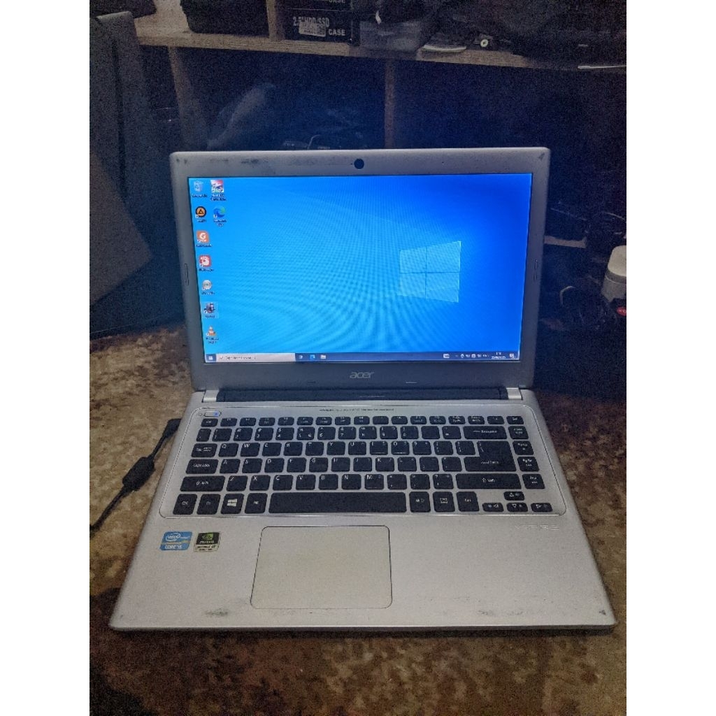 Laptop Acer Aspire V5 471G Core i5 3317U HDD 750GB RAM 4GB Dual VGA