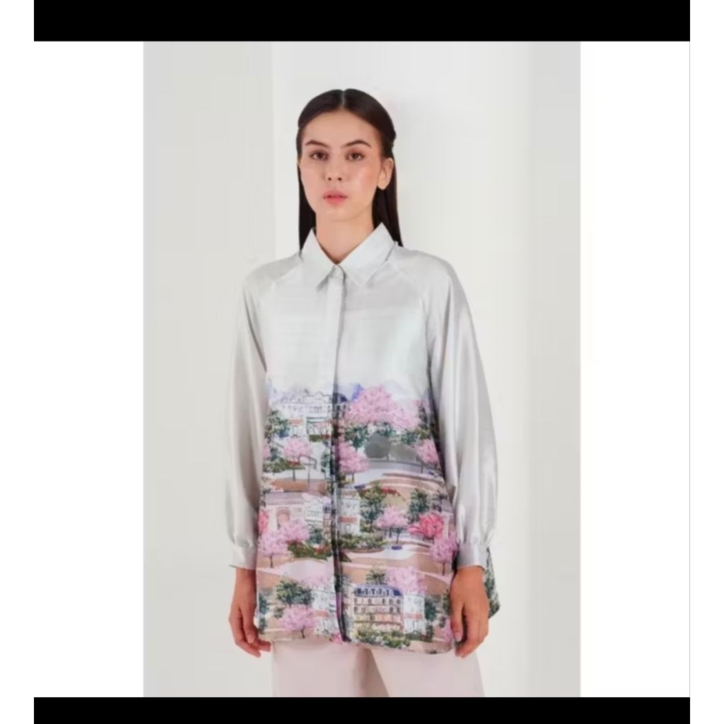 Benang jarum maima raglan shirt ivory size L