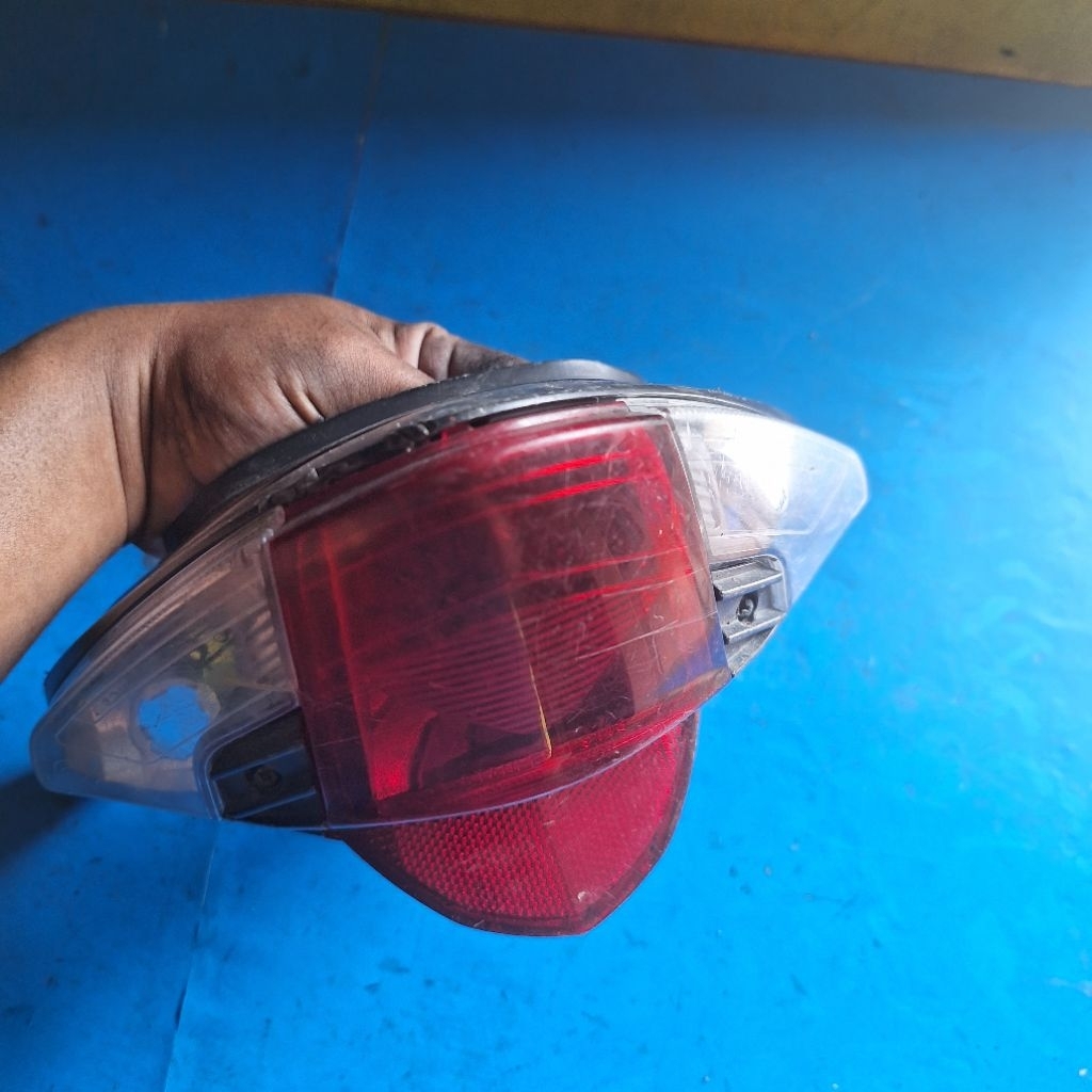 Lampu belakang Revo absolute revo dx original second