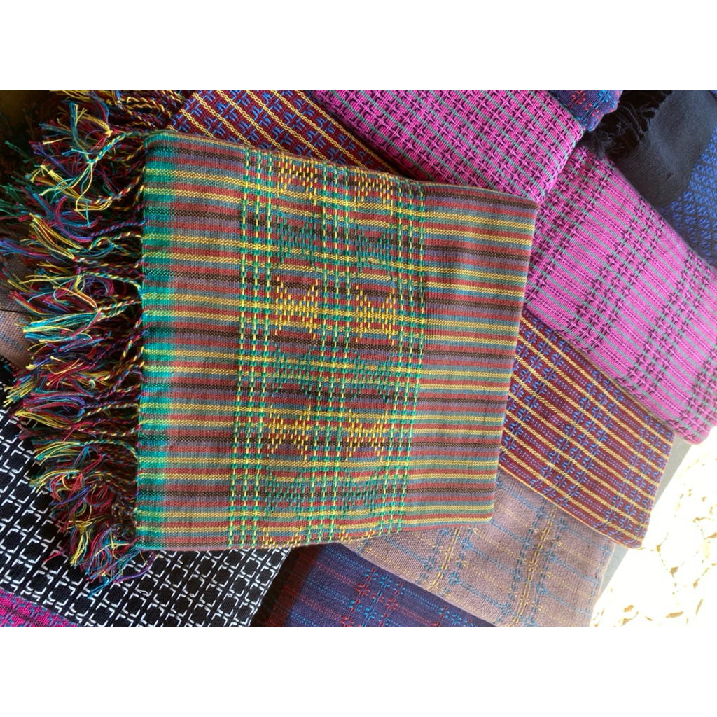 Motif adu mancung kain baduy kain manual tradisional suku baduy