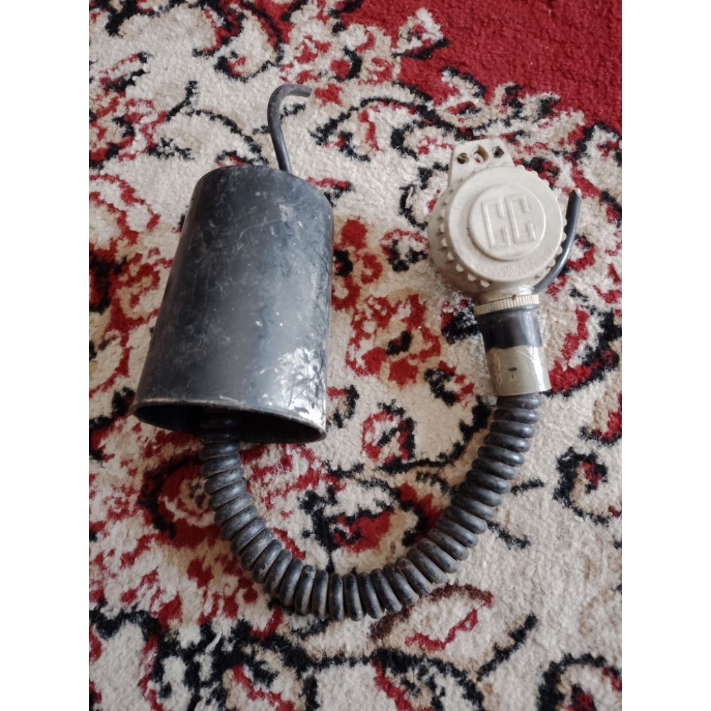 Lampu Hias Tarikan Kabel Gantung