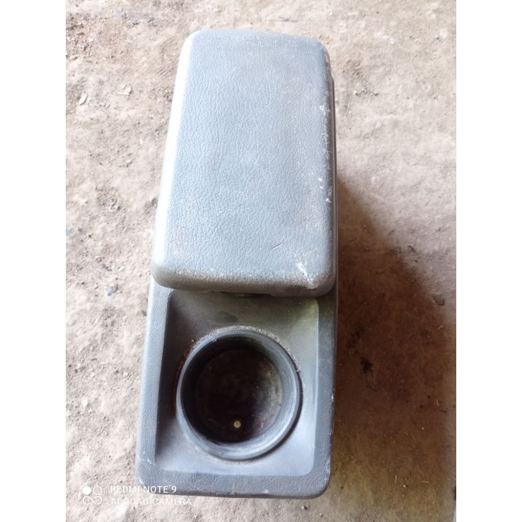 Console box (arm rest) Kuda super exceed