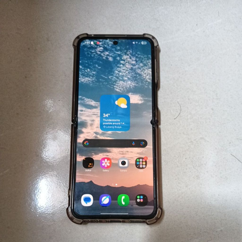 Samsung galaxy flip 5