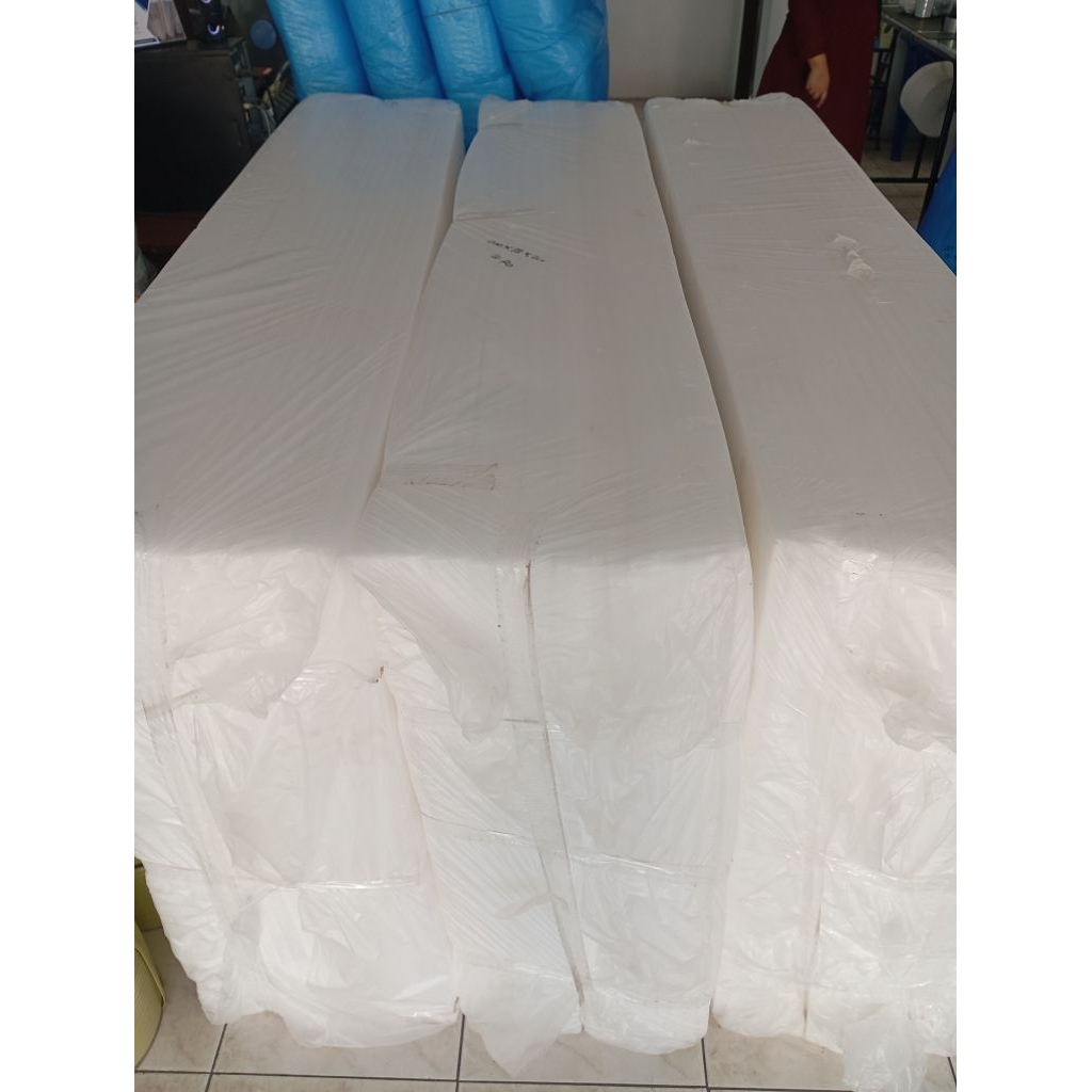 Pe Foam/Busa Packing/Busa Pelindung Warna Putih Tebal 5cmx100cmx200cm