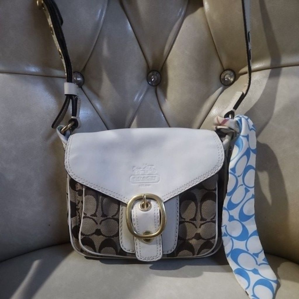 Tas Coach bekas pemakaian preloved