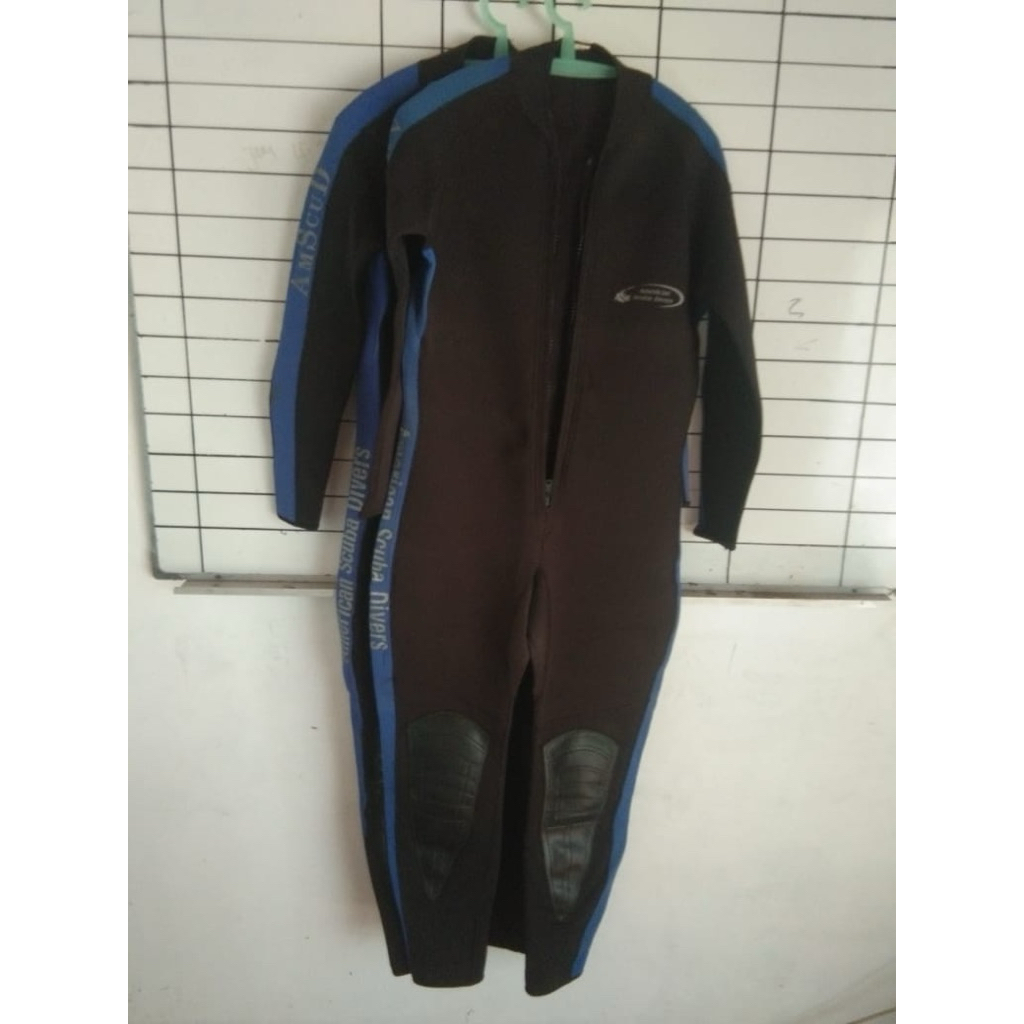BCD dan Wet Suit Amscud