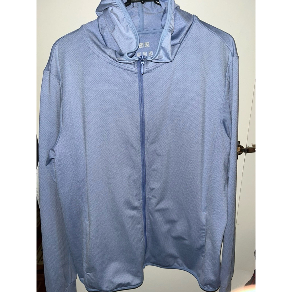 Preloved Jaket UNIQLO AIRISM