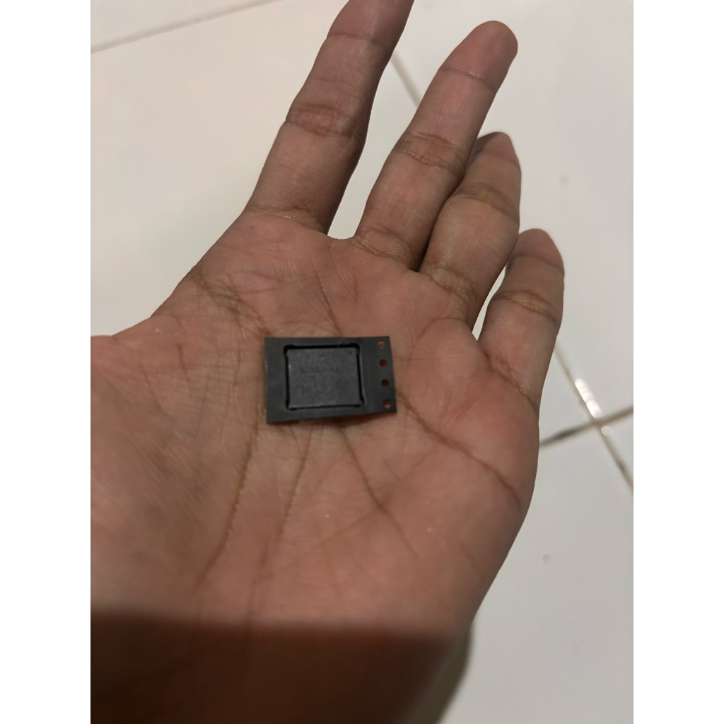 ic UFS KM5V7001DM-B621 New Clean 100%