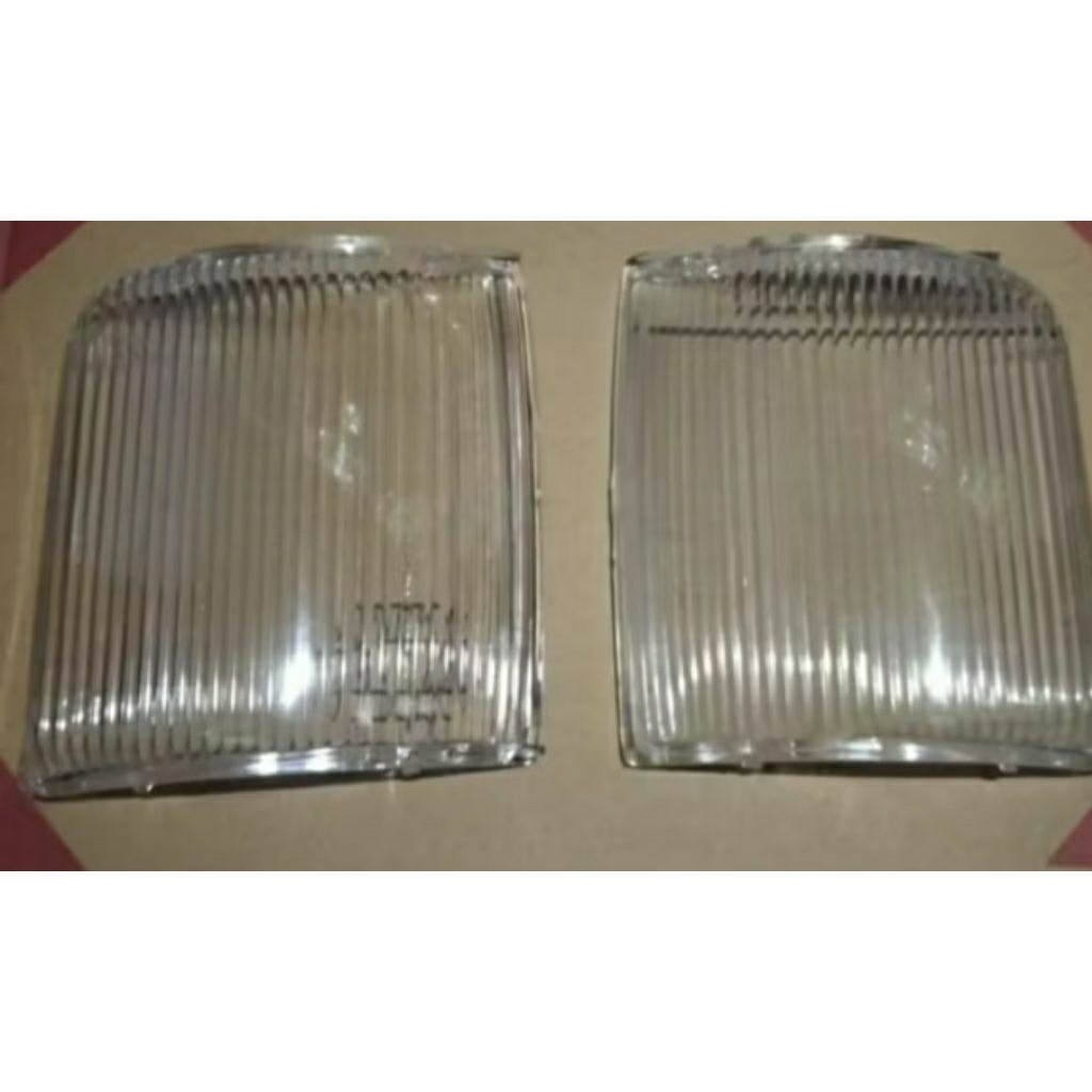 MIKA LAMPU SEN DYNASAURUS/HINO DUTRO