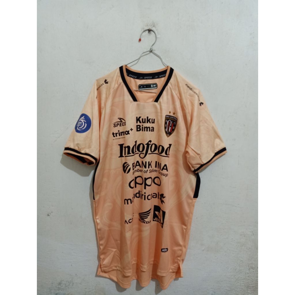 Jersey Bali United FC Kiper GK Home Peach Black Liga 1 2024 2025 Original Specs Maringa