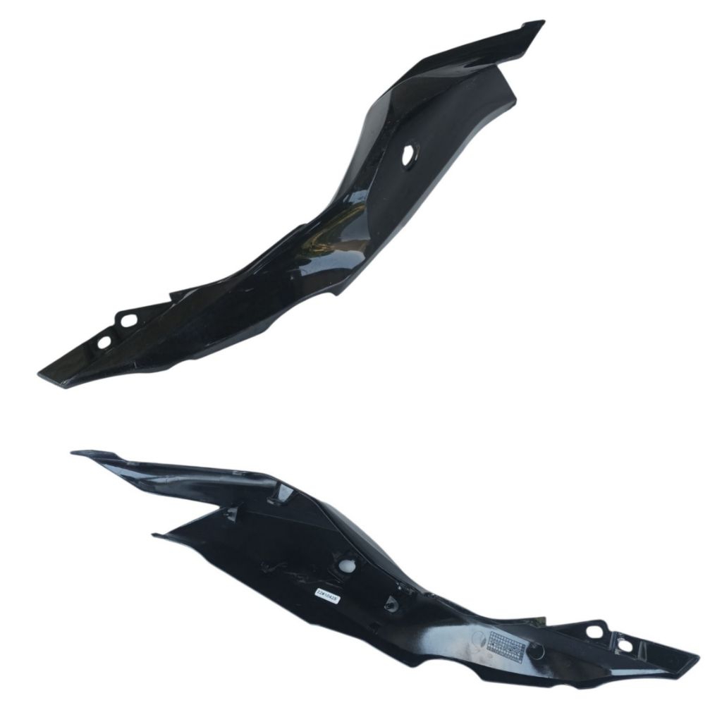 cover body belakang kiri Kawasaki ZX25R ninja 250 ZX F1 hitam glosy cover body belakang zx25 zx25r O