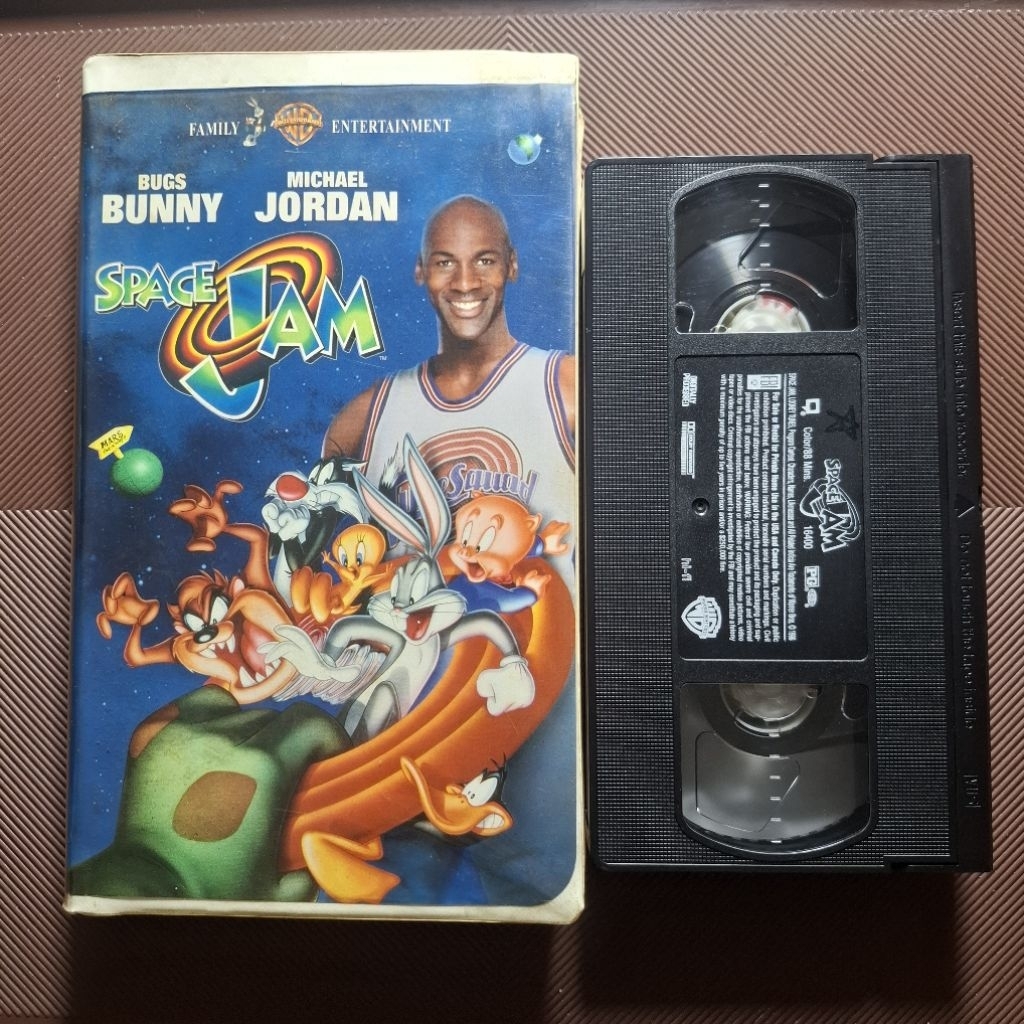 Kaset Video VHS Michael Jordan Space Jam