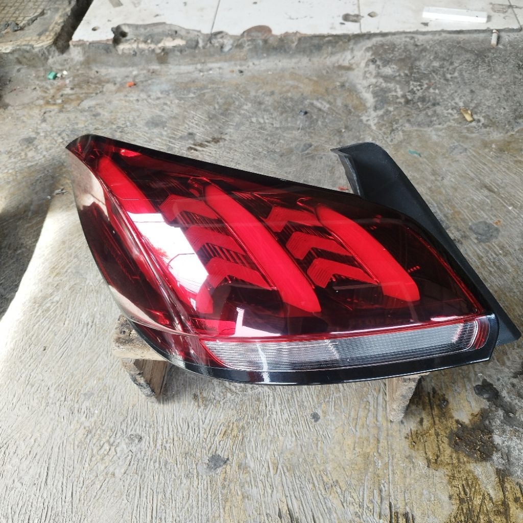 Stoplamp Lampu Belakang MG GT5 GT 5 kiri original