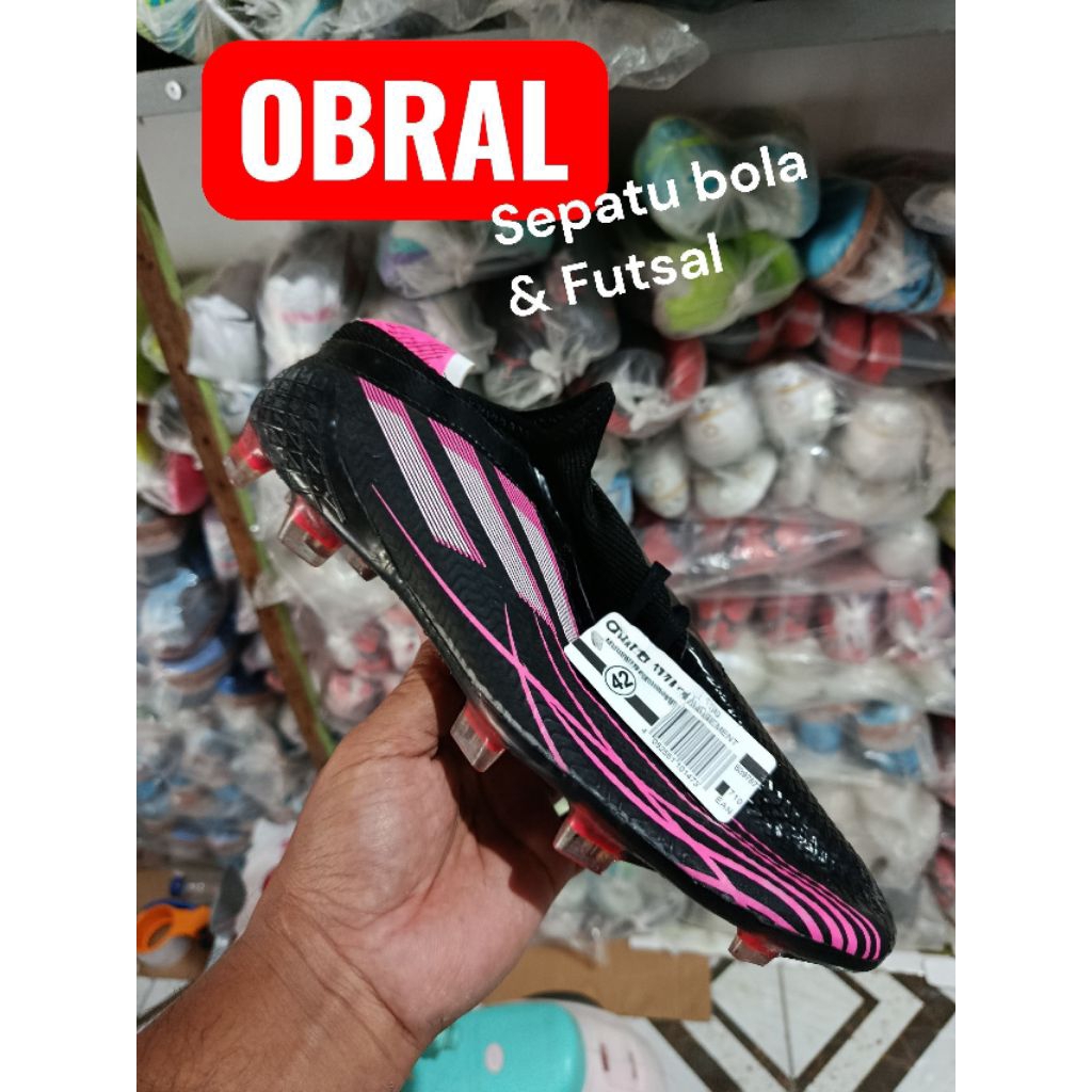 CUCI GUDANG SEPATU BOLA DAN SEPATU FUTSAL