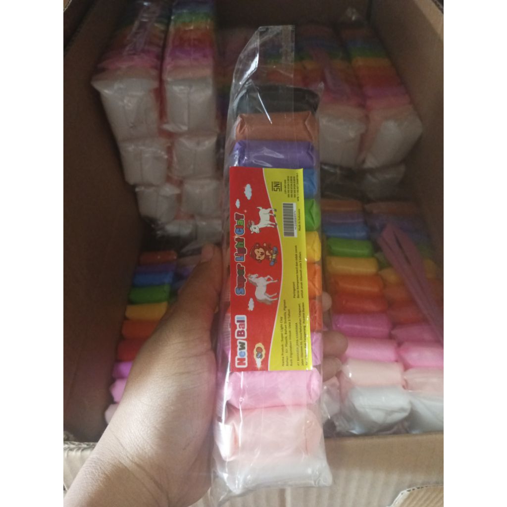 clay  warna warni 12pcs/clay mainan anak