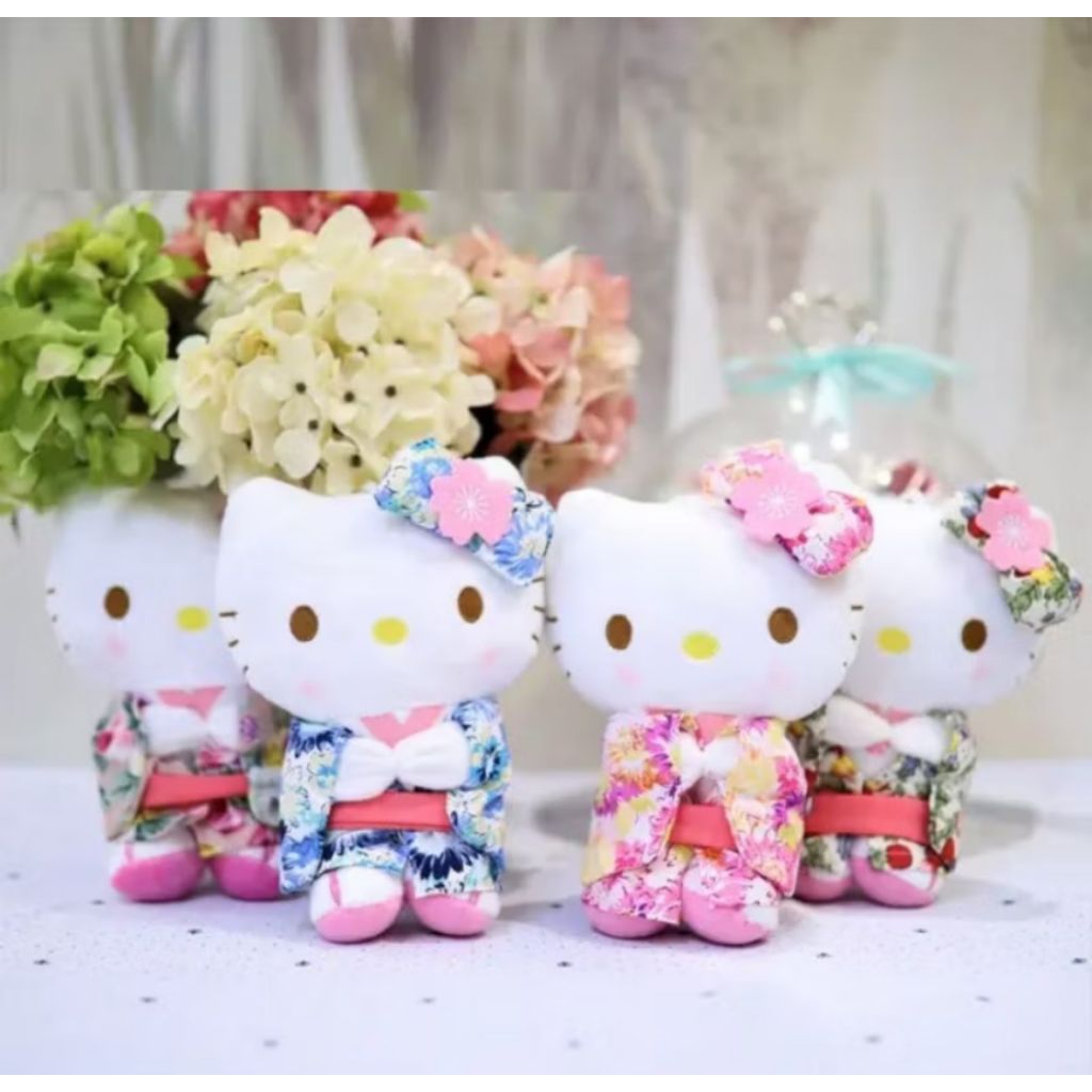 Boneka Sanrio Hello Kitty Kimono