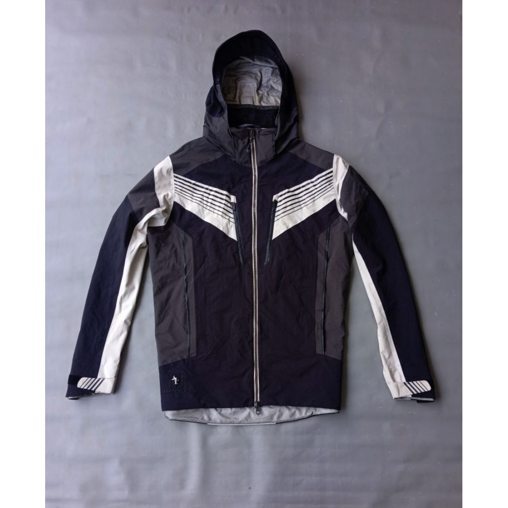 JAKET BL4CK YAK Goretex 3layer