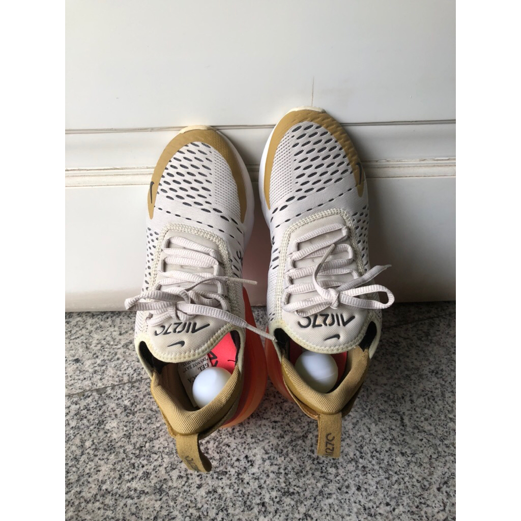 preloved Nike AirMax270 FlightGold womensneakers