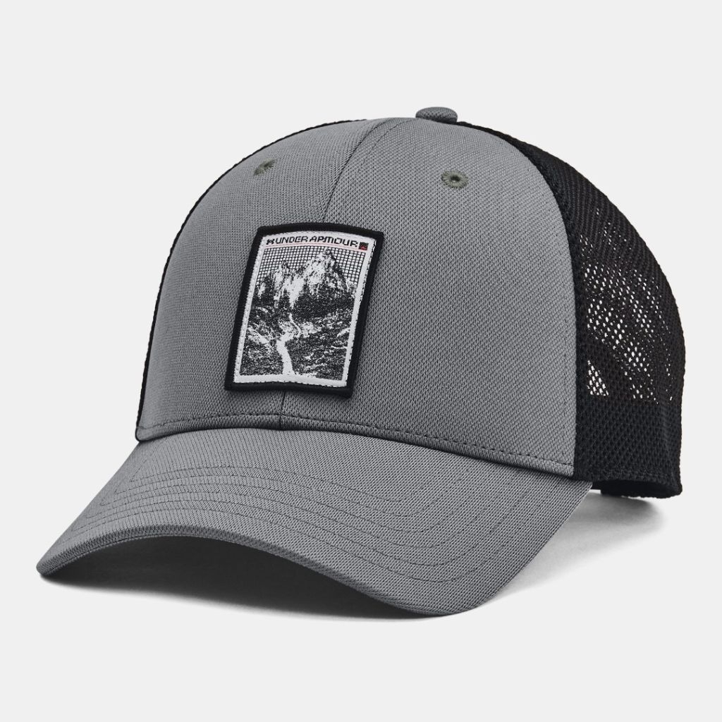 Topi UA Blitzing Trucker Cap