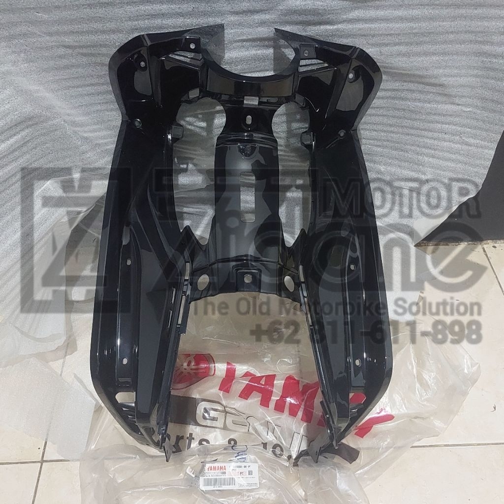 cover cofer dek kunci legshield legsil tengah hitam yamaha jupiter MX old hitam original YGP 1S7-F83