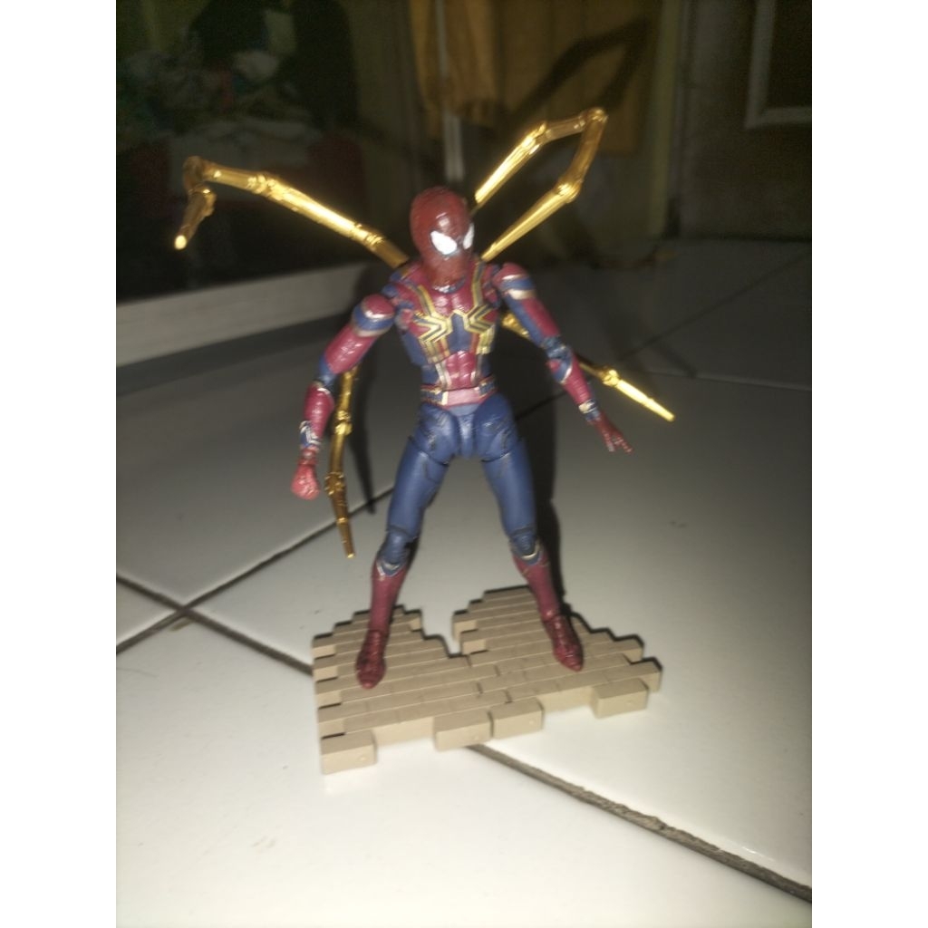 action figure Spiderman