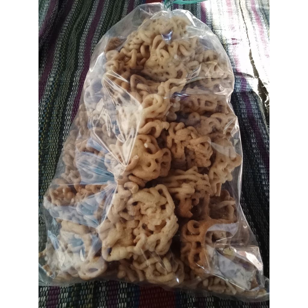 kue unthuk cacing/yuyu