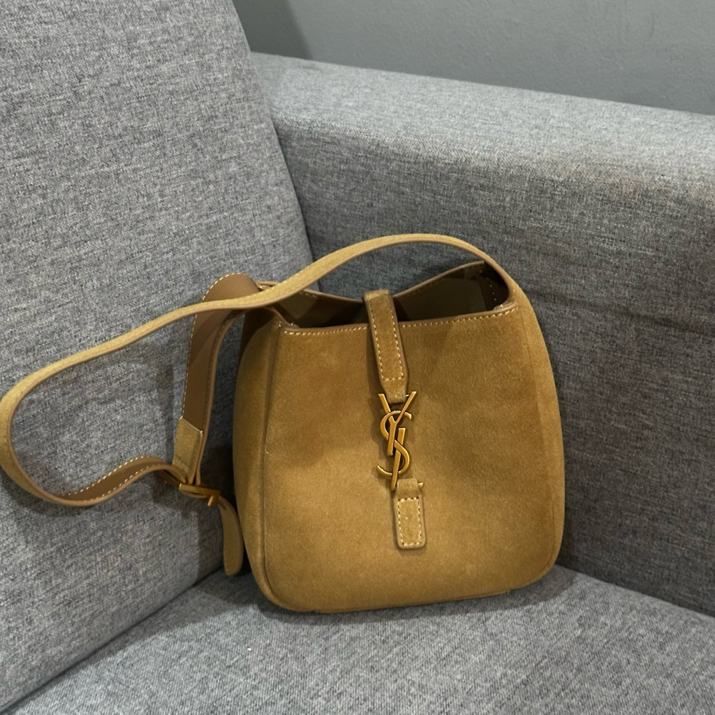 Le 5 a 7 Supple bag baby