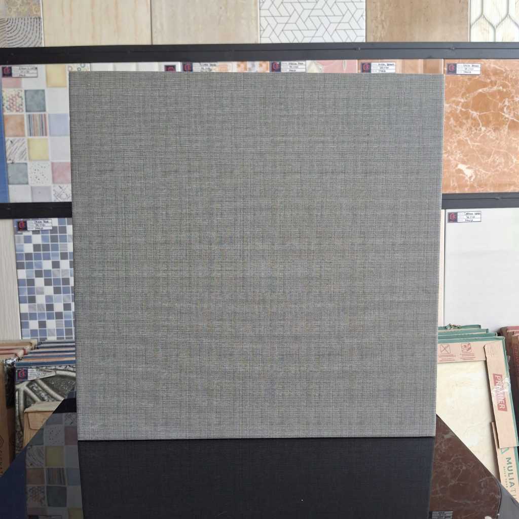 KERAMIK 50X50 GINJIRO GREY MULIA