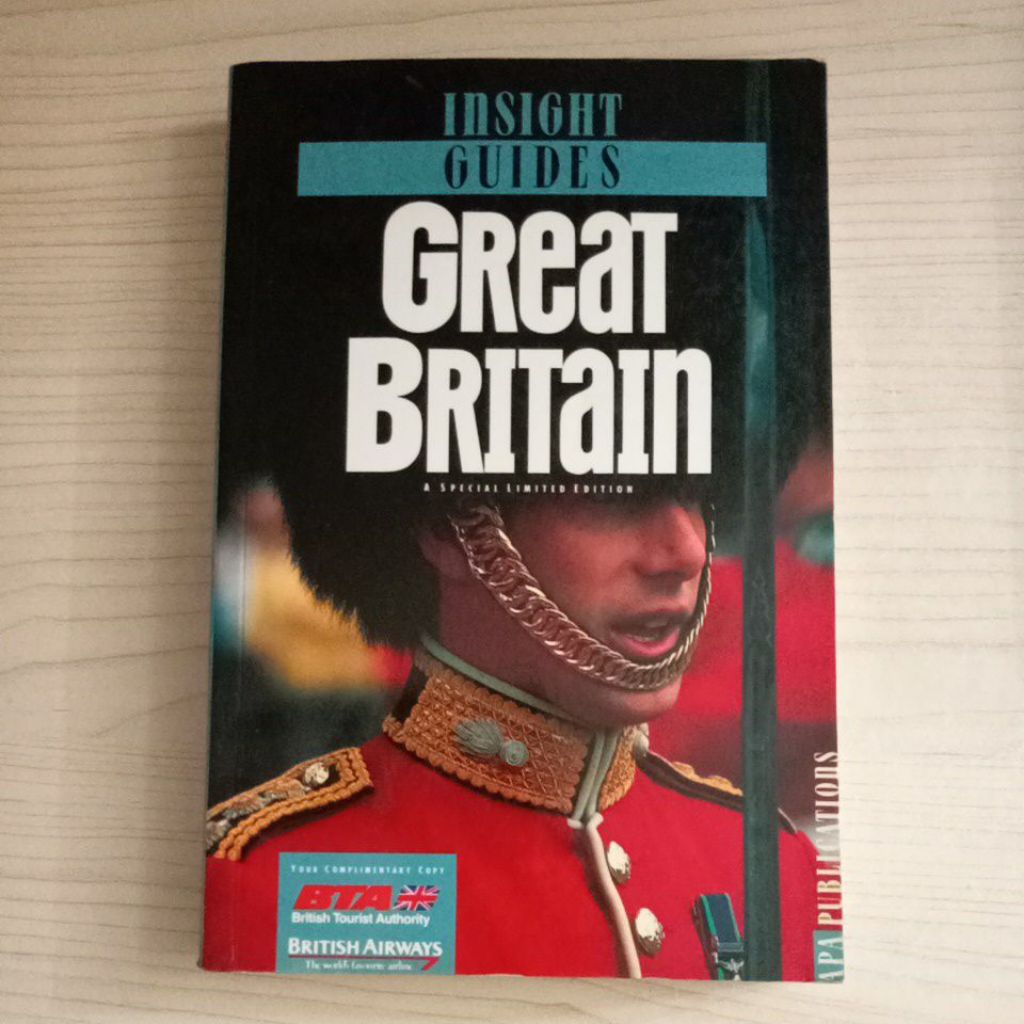 BUKU INSIGHT GUIDES GREAT BRITAIN