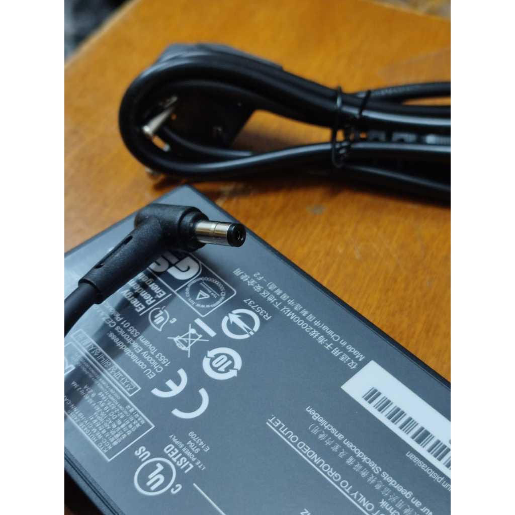 Adaptor Charger Axioo Pongo 760 Pongo 960 20V 9.23A 180W Original Dc:5.5×2.5mm