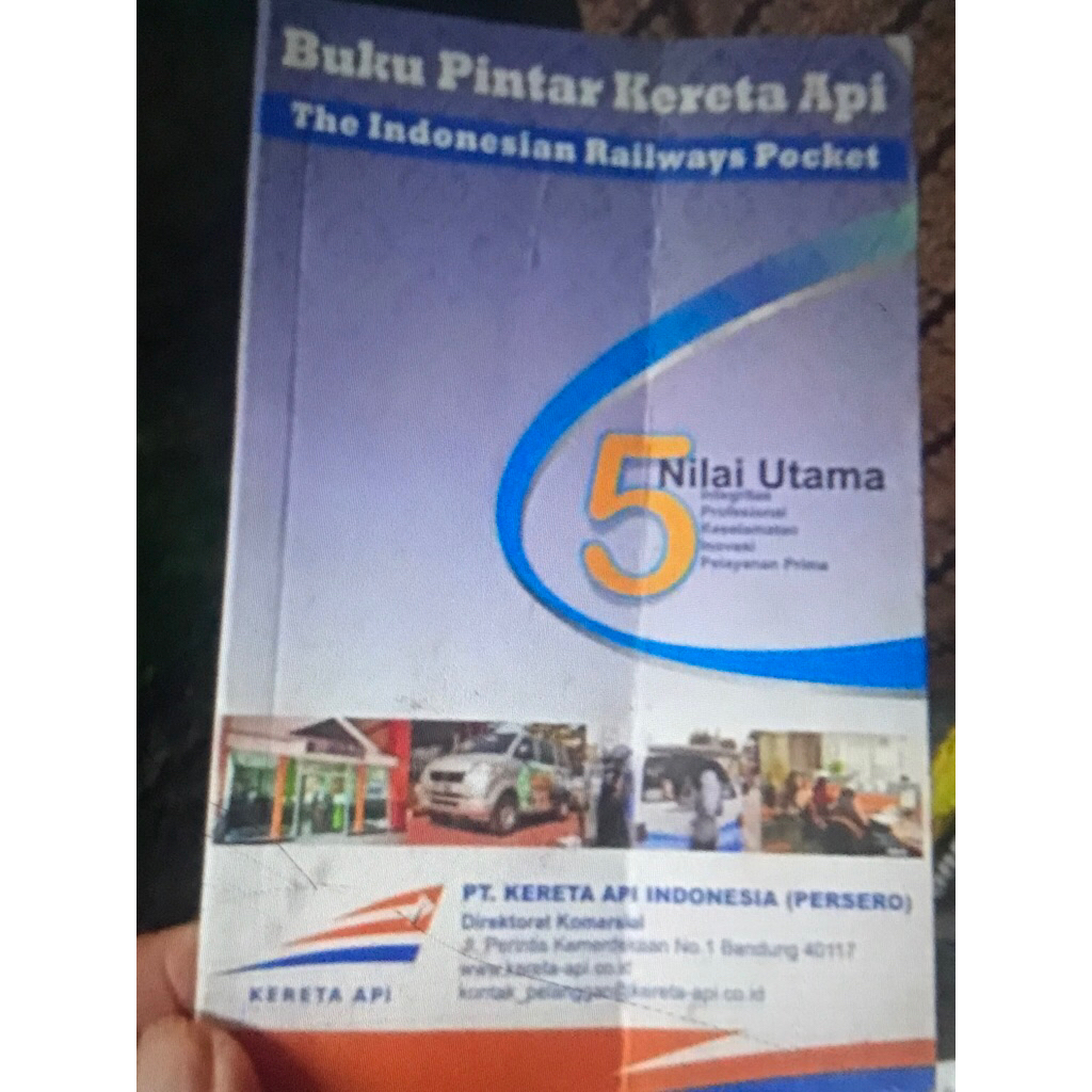 buku pintar kereta api  PT kereta api indonesia buku saku