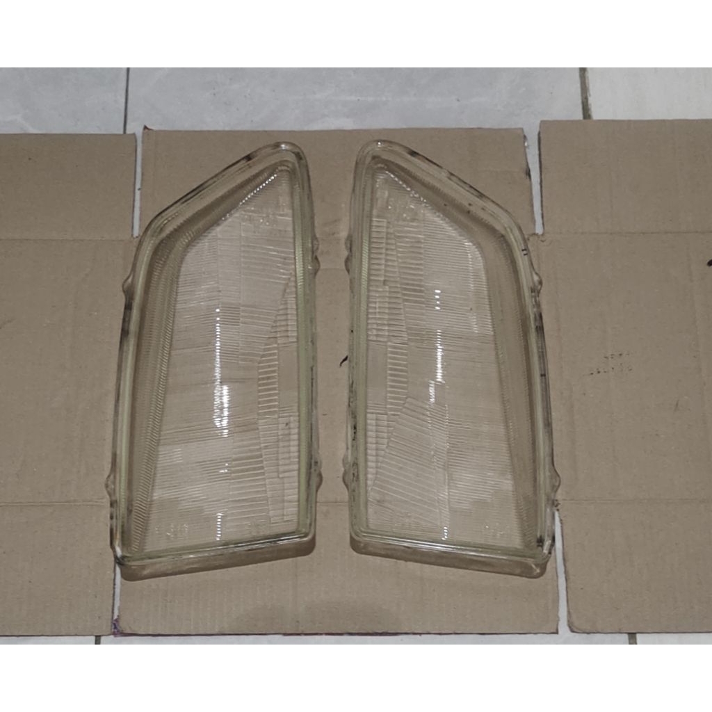 kaca lampu depan mobil Peugeot 306 bekas original