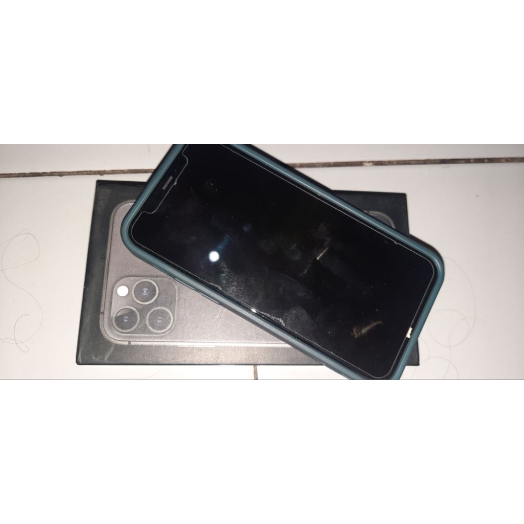 IP 11pro 12igb inter