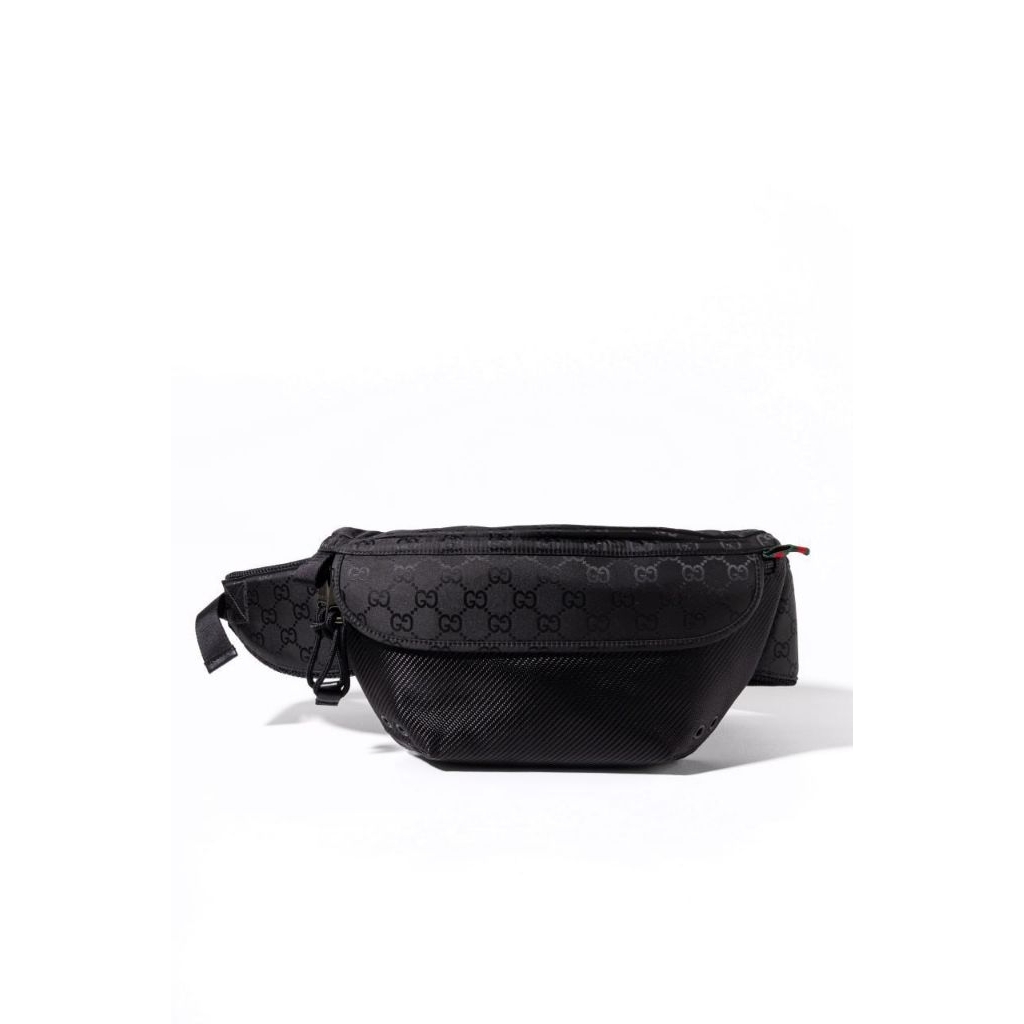 GUCCI Nexus large bumbag nylon
Black