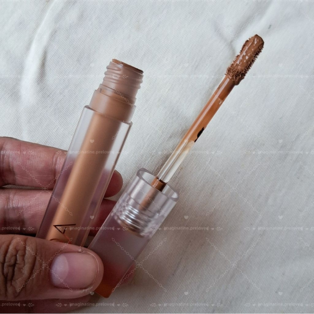 [PRELOVED] ESQA Minimalist Concealer - Latte