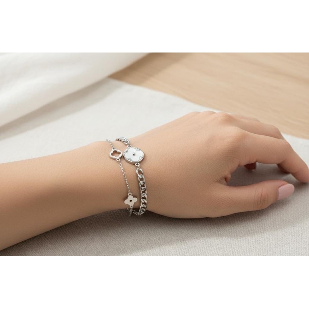 Gelang LV rantai titanium